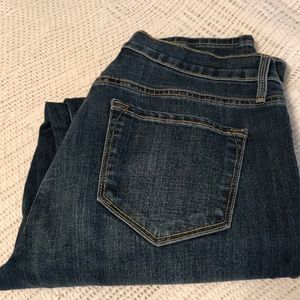 Old navy curvy mid rise straight  jean size 6